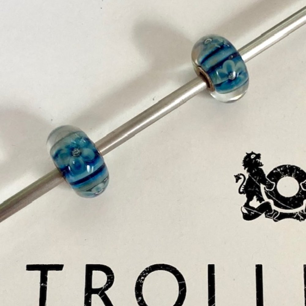 2 Trollbeads Unique Beads